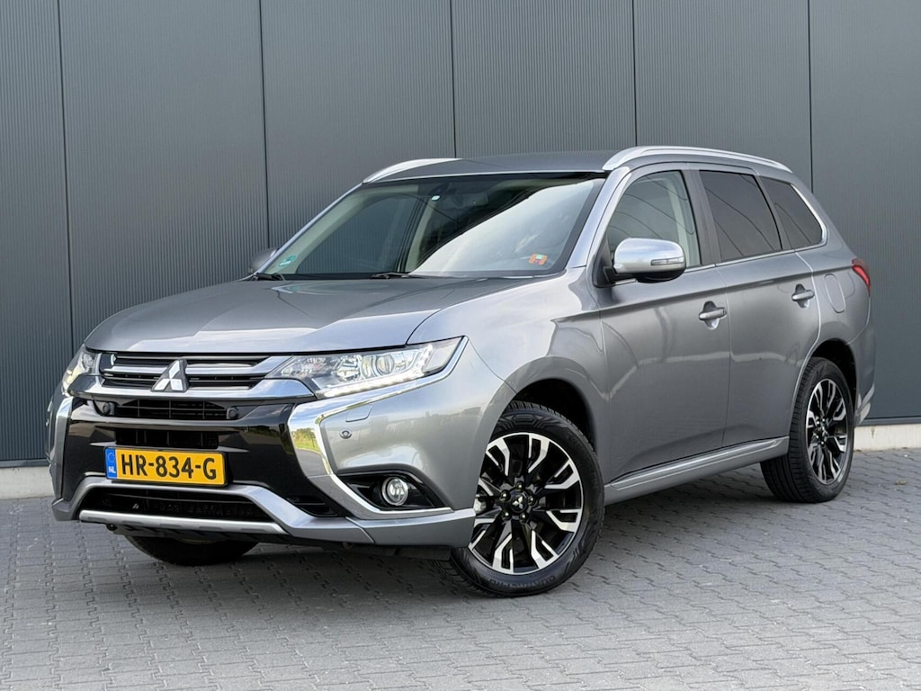 Mitsubishi Outlander 2.0 PHEV Executive Edition DAB+ - Dealer Onderhouden - 2e Eigenaar