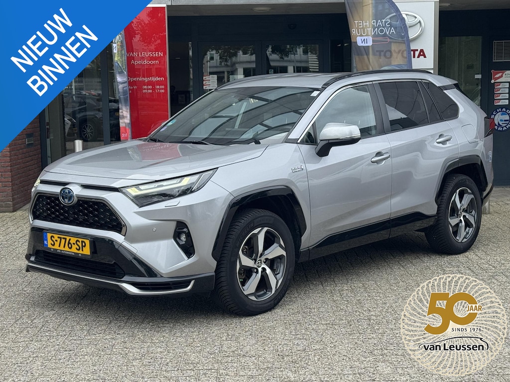 Toyota RAV4 2.5 Plug-in Hybrid AWD Dynamic TREKHAAK 1650KG TREKGEW EL-ACHTERKLEP 18'' LM-VELGEN CAMERA PARK-SENSOREN CLIMA APPLE/ANDROID