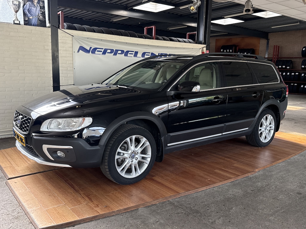 Volvo XC70 2.0 T5 FWD Summum
