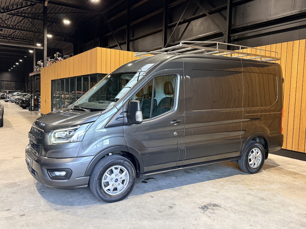 Ford Transit 350 2.0 TDCI L2H2 Limited 185 PK Automaat. Nav. Apple-carplay. camera. bi-xenon. trekhaak. 1 eigenaar.