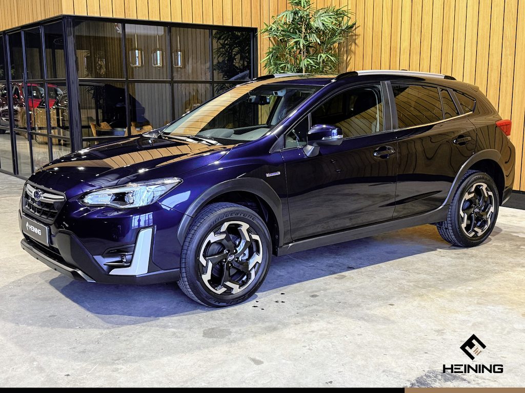 Subaru XV 2.0i e-BOXER Luxury Automaat | 4X4 | Adaptive-cruise | Navigatie | Apple-carplay Camera voor en achter | 49. 000 km met NAP