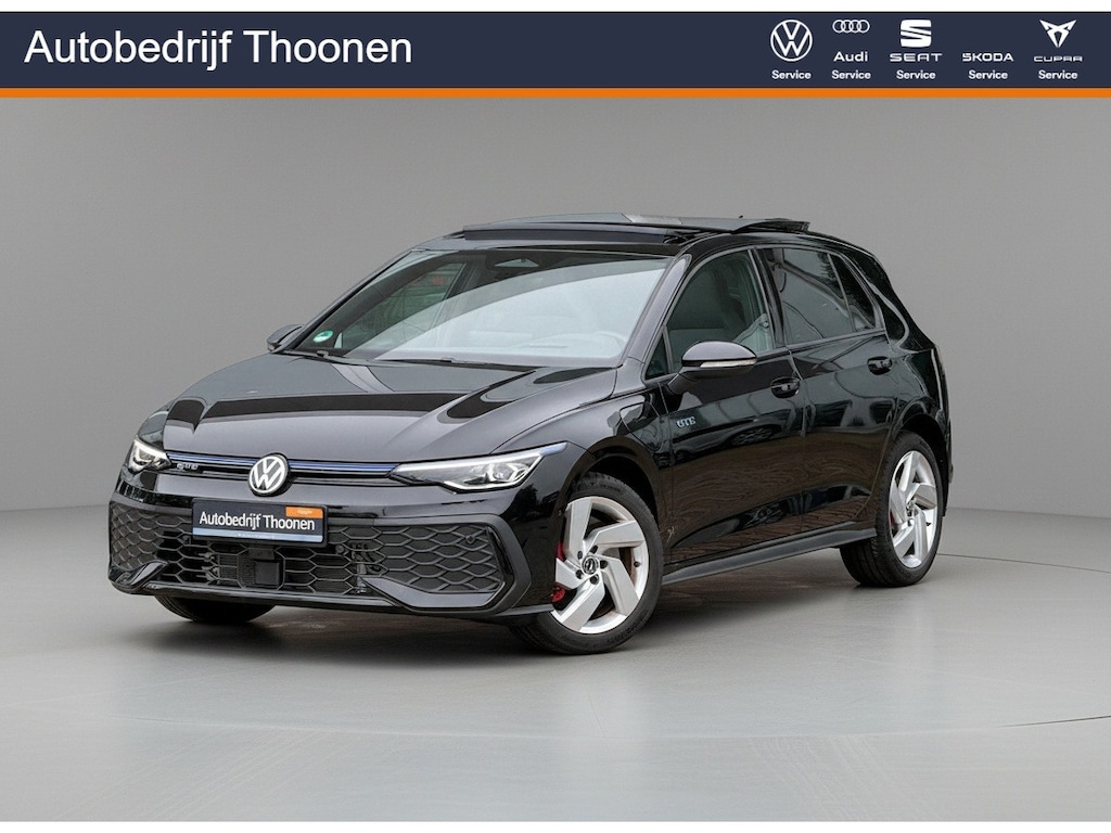 Volkswagen Golf 1.5 eHybrid GTE | Trekhaak | HUD | Pano | Keyless