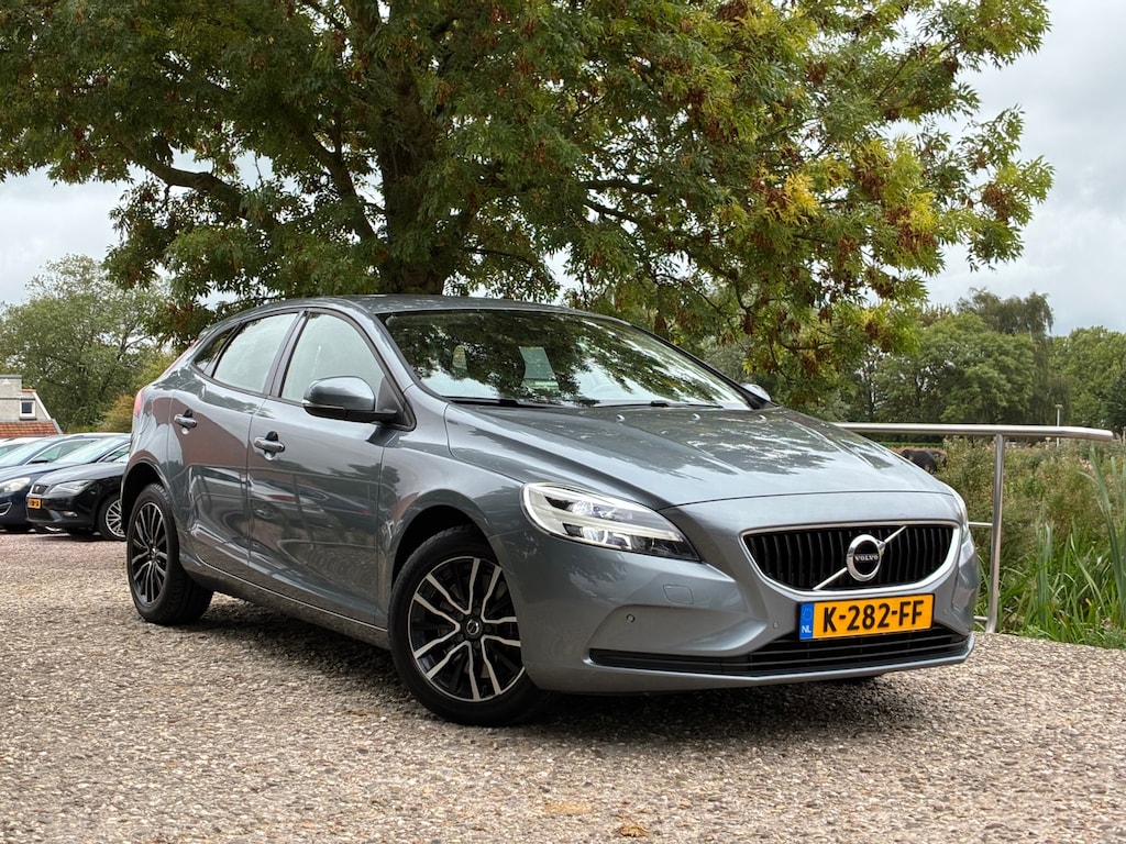Volvo V40 1.5 T2 Inscription | Automaat | Navi + Clima + Cruise nu €10.975,-!!