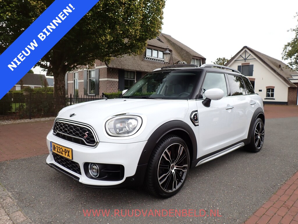 MINI Countryman 2.0 Cooper S KEYLESS / HEAD-UP / SCHUIF-KANTELDAK / CARPLAY
