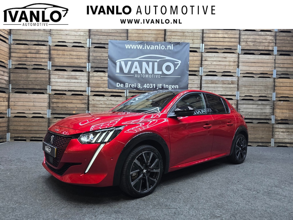 Peugeot e-208 EV Allure 50 kWh GT Pano Memory Camera Clima Cruise 17"LM