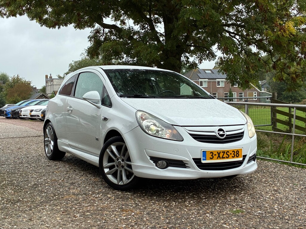 Opel Corsa 1.3 CDTi | OPC-Line + Navi + Cruise + Clima Nu € 1.450,-!!!