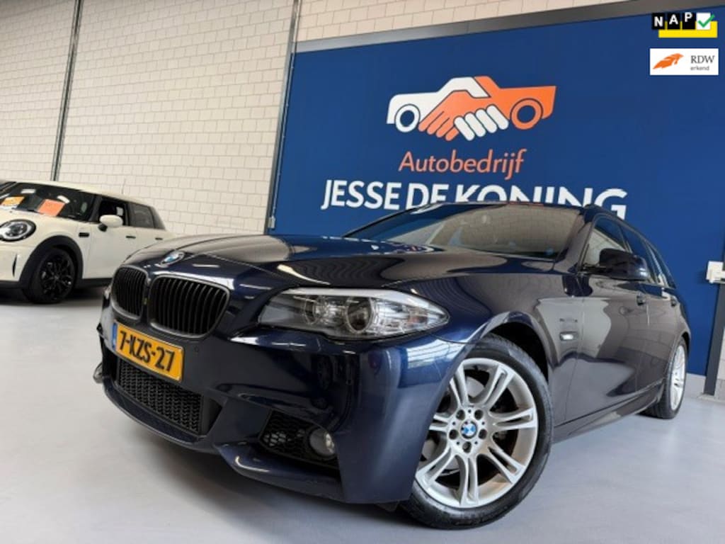 BMW 5-Serie Touring 520i M-sport,automaat,digitaal dashboard. bj.2013. NAP met 225.670 km.
