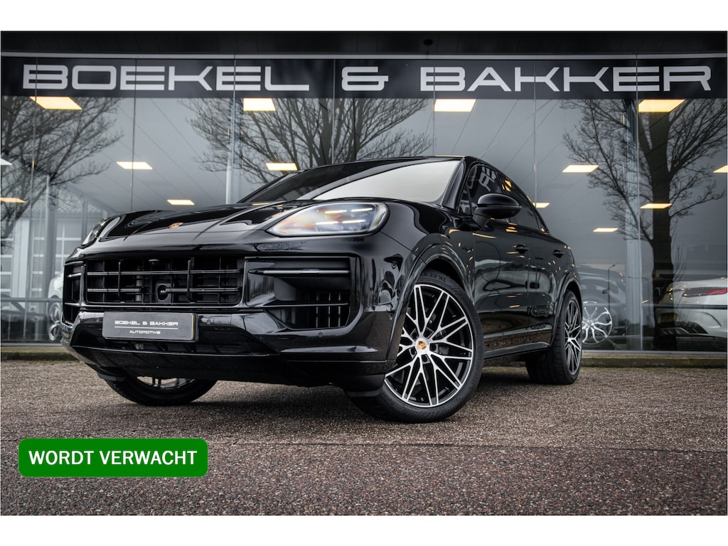 Porsche Cayenne Coupé 3.0 E-Hybrid ** Sport Design ** Luchtvering ** 18-weg ** HUD ** BOSE ** Sportuitlaat ** Sport Chrono ** Matrix ** Achterasbesturing ** Panodak