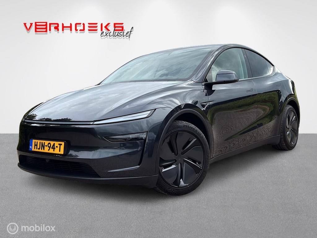 Tesla Model Y Premium Long Range Dual Motor