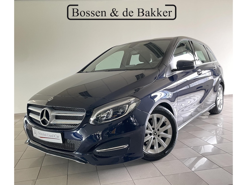 Mercedes-Benz B-klasse 180 Ambition | Trekhaak | Stoelverwarming | Parkeercamera |