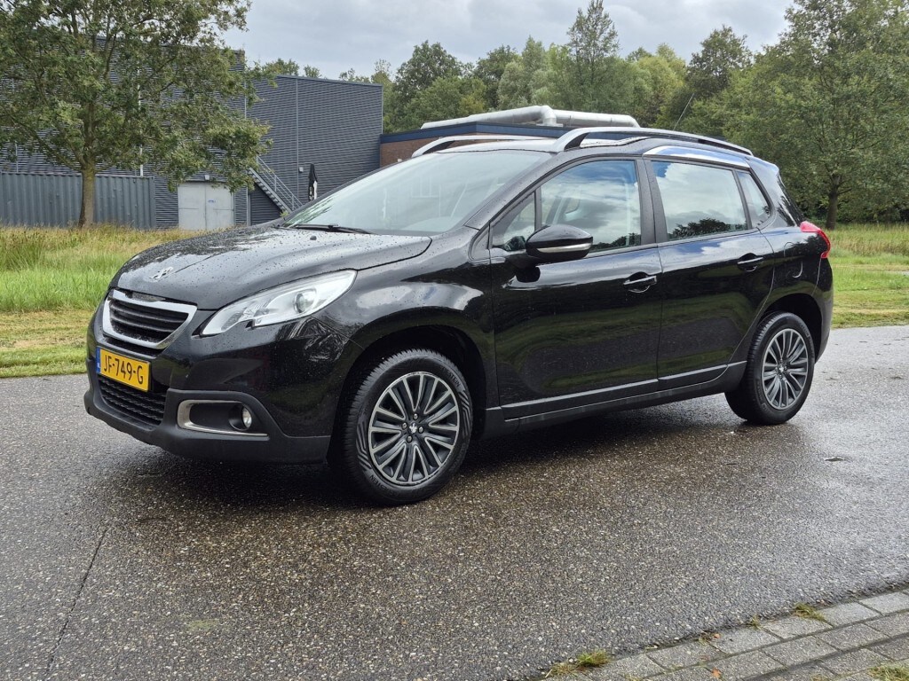 Peugeot 2008 1.2 PURET. BLUE LION