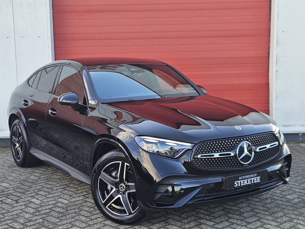Mercedes-Benz GLC Coupe 200 4MATIC AMG Line | ACC | Camera | Carplay | Rijklaar inclusief 1 jaar BOVAG garantie!