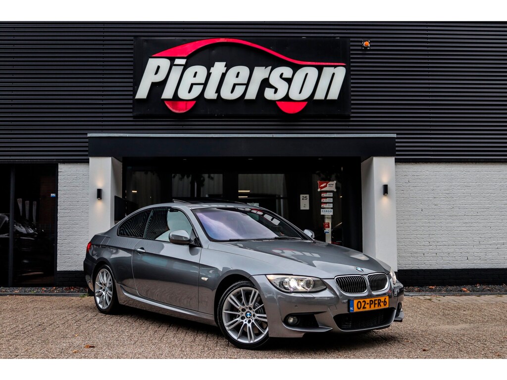 BMW 3-Serie Coupé 335xi M-Pakket PANO H&K NAP ACC DAB+