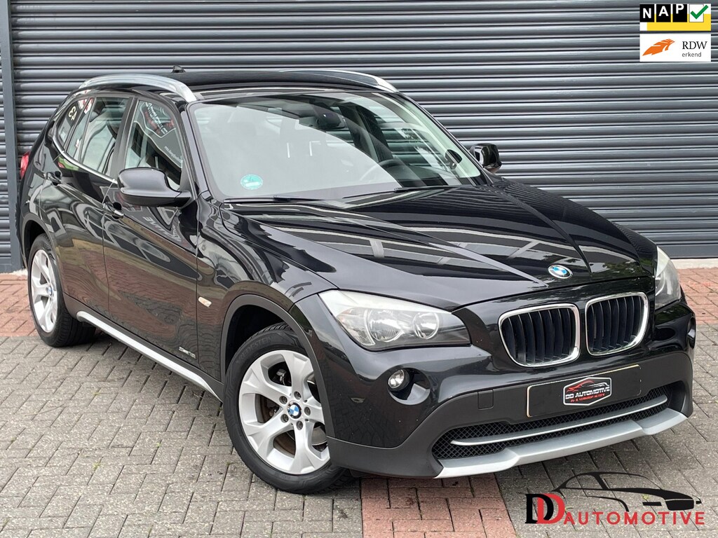 BMW X1 SDrive18i Executive Navi | Trekhaak | Climate Control | Pdc