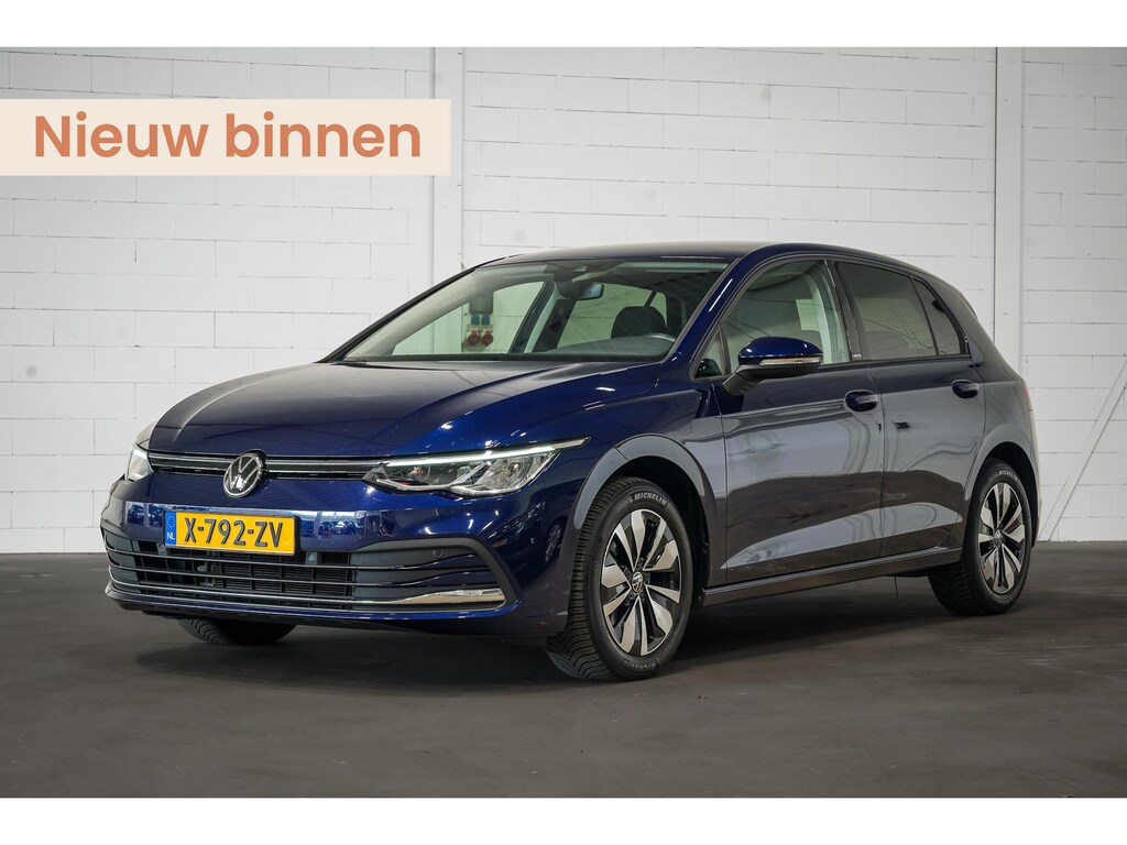 Volkswagen Golf 1.0 eTSI Life Business Automaat | Virtual cockpit | Adaptive cruise | Navi | Winter Pakket | All-season