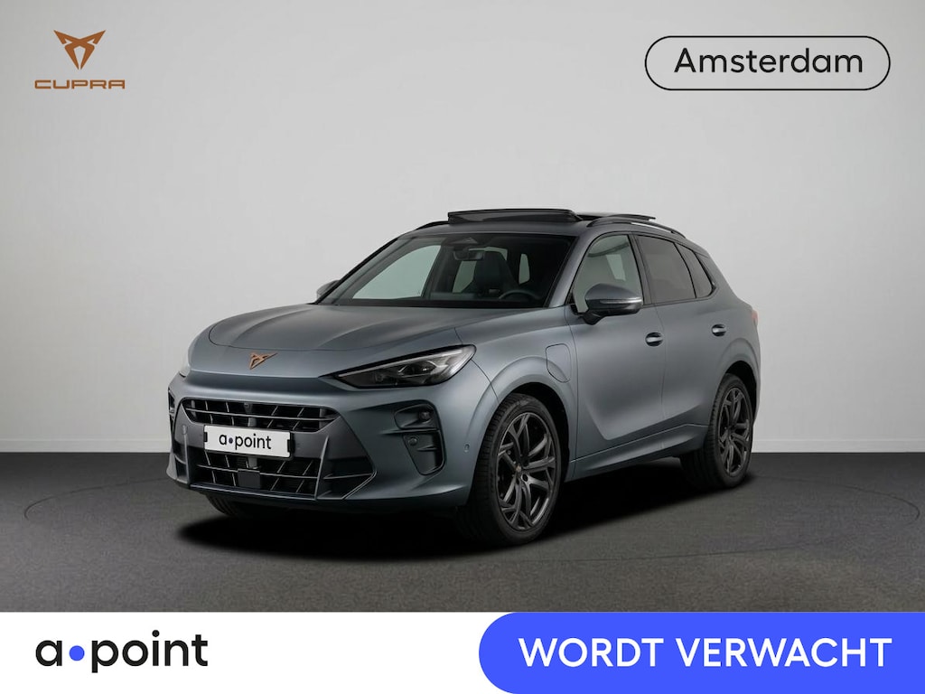 CUPRA Terramar 1.5 TSI e-Hybrid VZ America s CUP 272 pk Automaat | Navigatie | Panoramadak | Trekhaak (wegklapbaar) | Parkeersensoren (Park assist) | Rondomzicht camera | Lederen bekleding | Stoelverwarming |