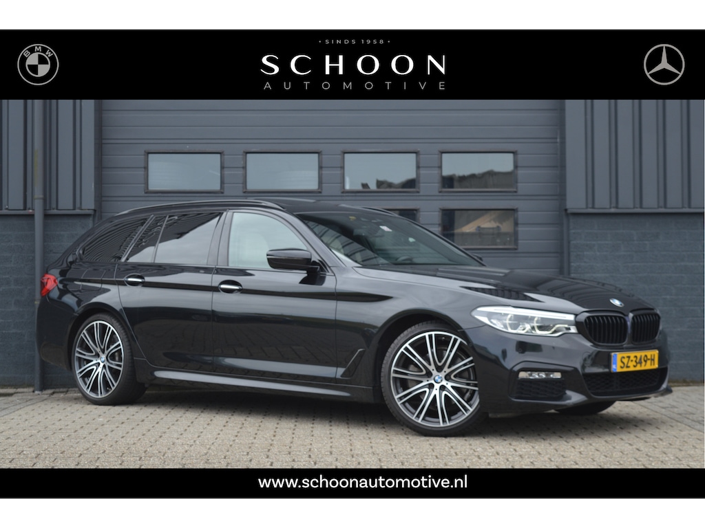 BMW 5-Serie Touring 520i High Executive | M-PAKKET | PANO | CAMERA |