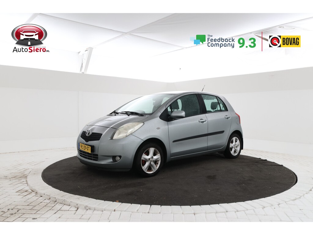 Toyota Yaris 1.3 VVTi Luna MMT Automaat!