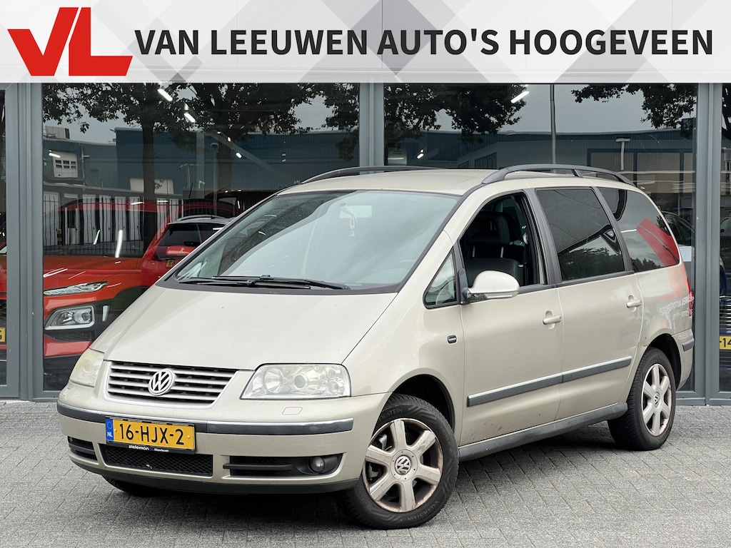 Volkswagen Sharan 1.8 Turbo Highline 7P | Nieuw binnen | Clima | Trekhaak