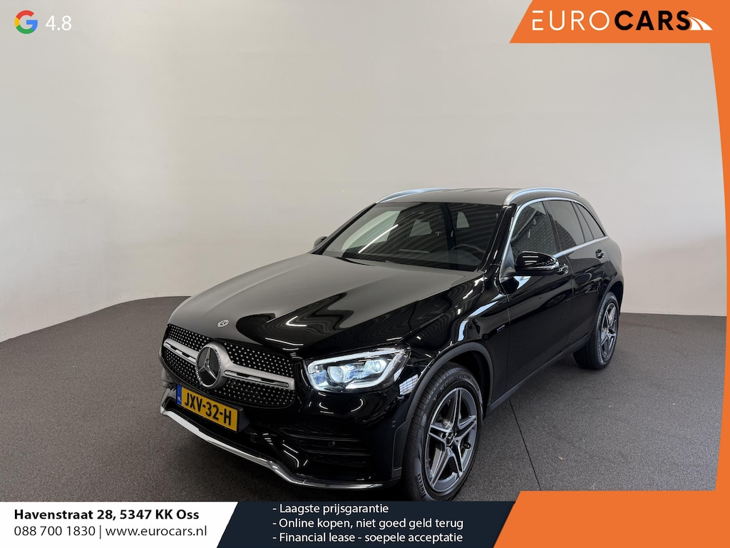 Mercedes-Benz GLC 300e 4MATIC Automaat PHEV AMG Line Navigatie Cruise Control Parkeersensoren Stoelverwarming Panorama dak Matrix LED-koplampen Virtual Cockpit Surround-systeem Burmester Inductielader