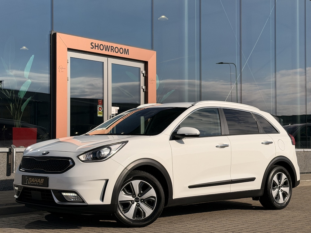 Kia Niro Hybrid 1.6 GDi ComfortLine | ACC | Stoel/Stuurverwarming | Achteruitrijcamera | Afn. Trekhaak | Apple Carplay | Dodehoek |