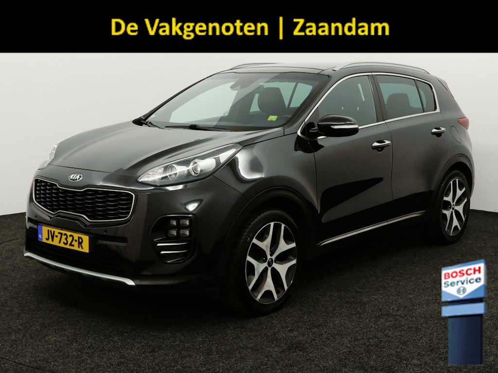 Kia Sportage 1.6 T-GDI GT-Line Bluetooth, Cruise control, Parkeersensor voor/achter, Rijstrooksensor, Winterpakket, Keyless entry Een ruime en luxe SUV met een sportieve uitstraling. Het interieur biedt veel comfort en ruimte, waardoor zowel korte als lange ritten prettig zijn. Dankzij de rijke GT-Line uitvoering is dez
