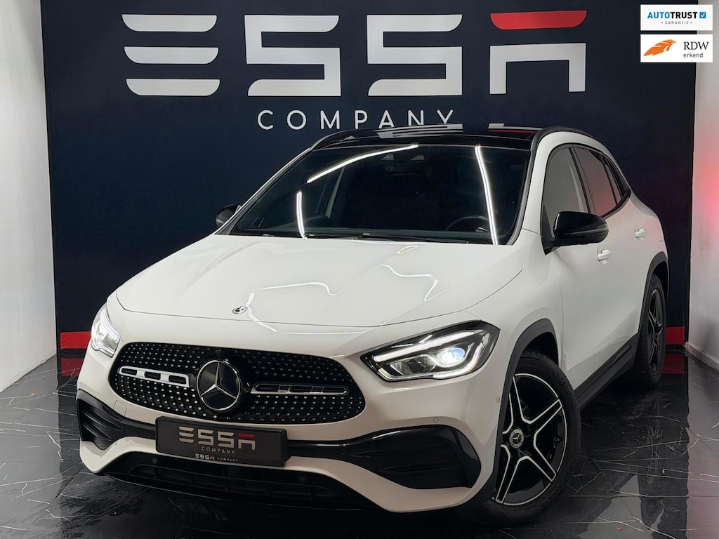 Mercedes-Benz GLA 200 AMG Line Burmester Pano Camera Sfeerverlichting