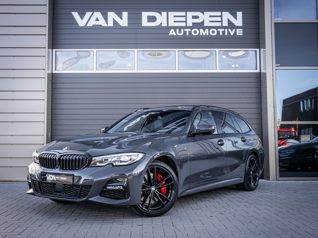 BMW 3-Serie Touring 330e M-Sport Pro l Individuel l Pano l ACC l Performance Diff.