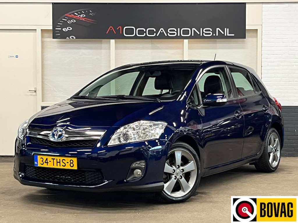 Toyota Auris 1.8 Full Hybrid Executive + AUTOMAAT + HALF LEDER