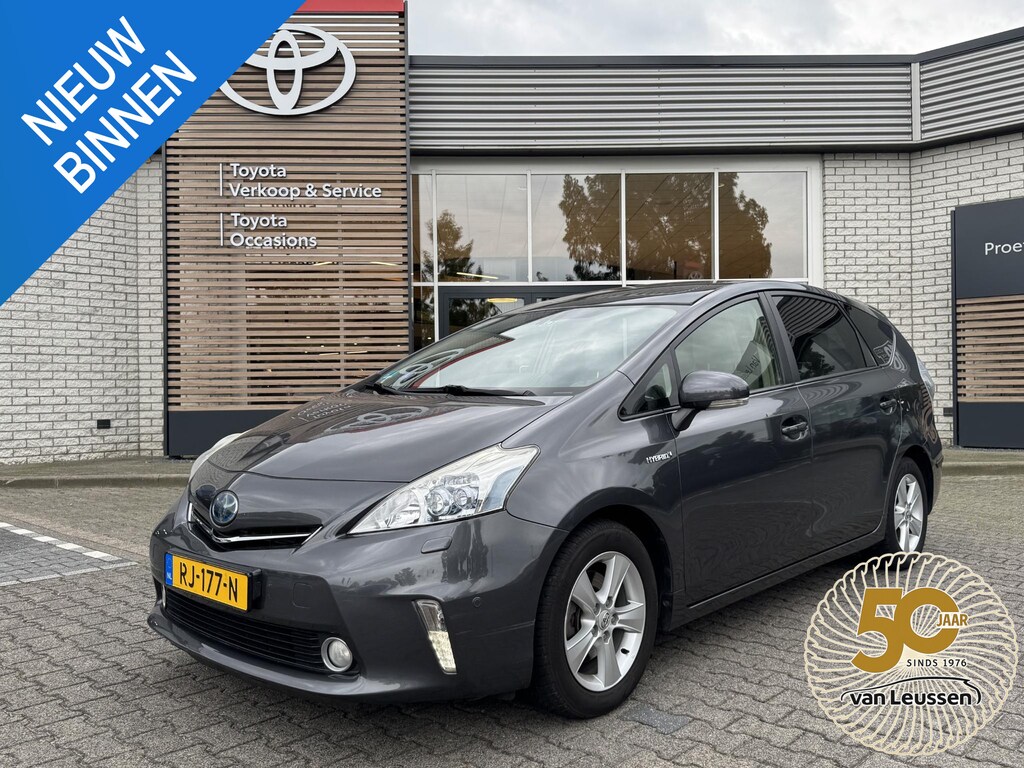 Toyota Prius+ Prius Wagon 1.8 DYNAMIC BUSINESS 7 PERS LED CAMERA KEYLESS JBL-AUDIO LN-VELGEN AFN-TREKHAAK PANODAK STOELVERW HUD BLUETOOTH