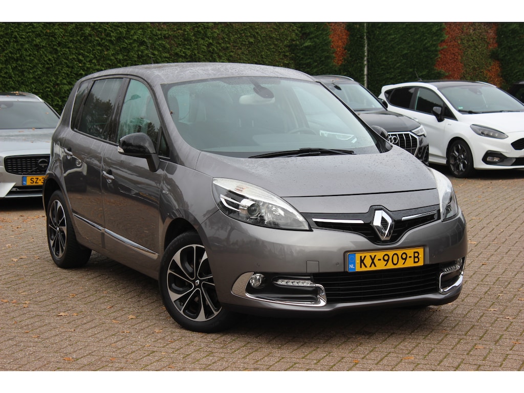 Renault Scenic 1.2 TCe Bose / Camera / Navigatie / Keyless / 17'' / Stoelverwarming / Climate Control / Cruise Control