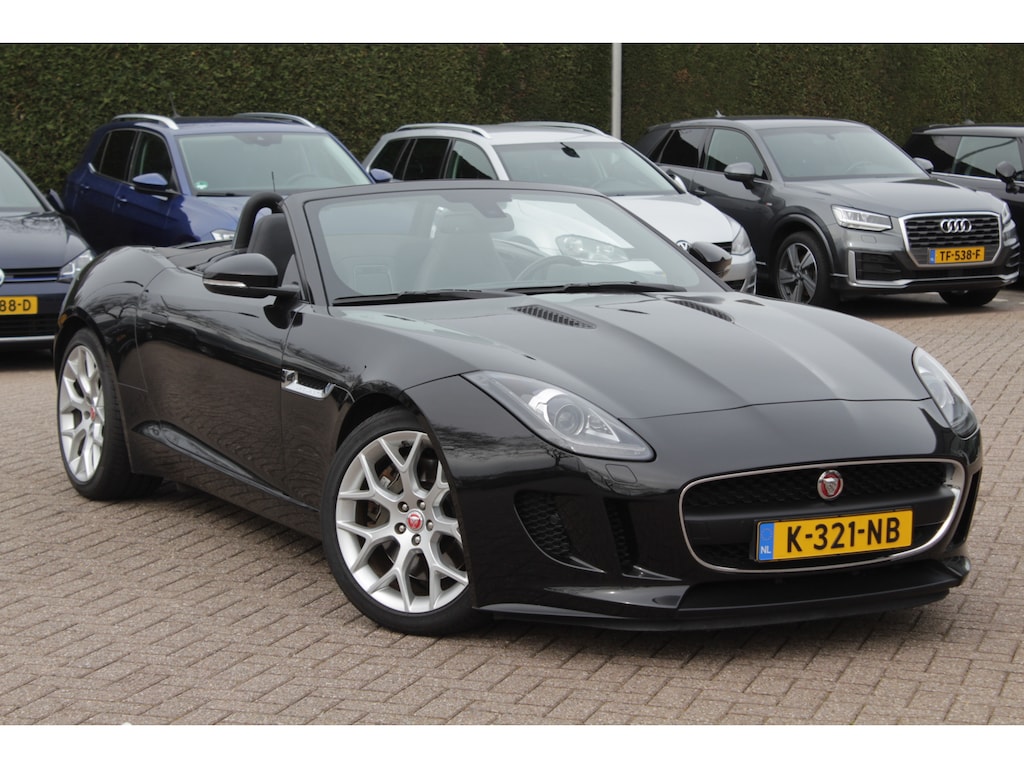 Jaguar F-Type 3.0 V6 Convertible 69.683 km! / Camera / Leder / Keyless / Memory seats / 19'' / Sportuitlaat