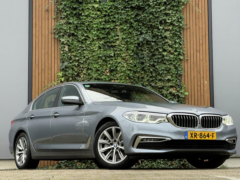 BMW 5-Serie 540i High Executive Edition|340PK|LEDER|360 CAMERA|HEAD UP DISPLAY