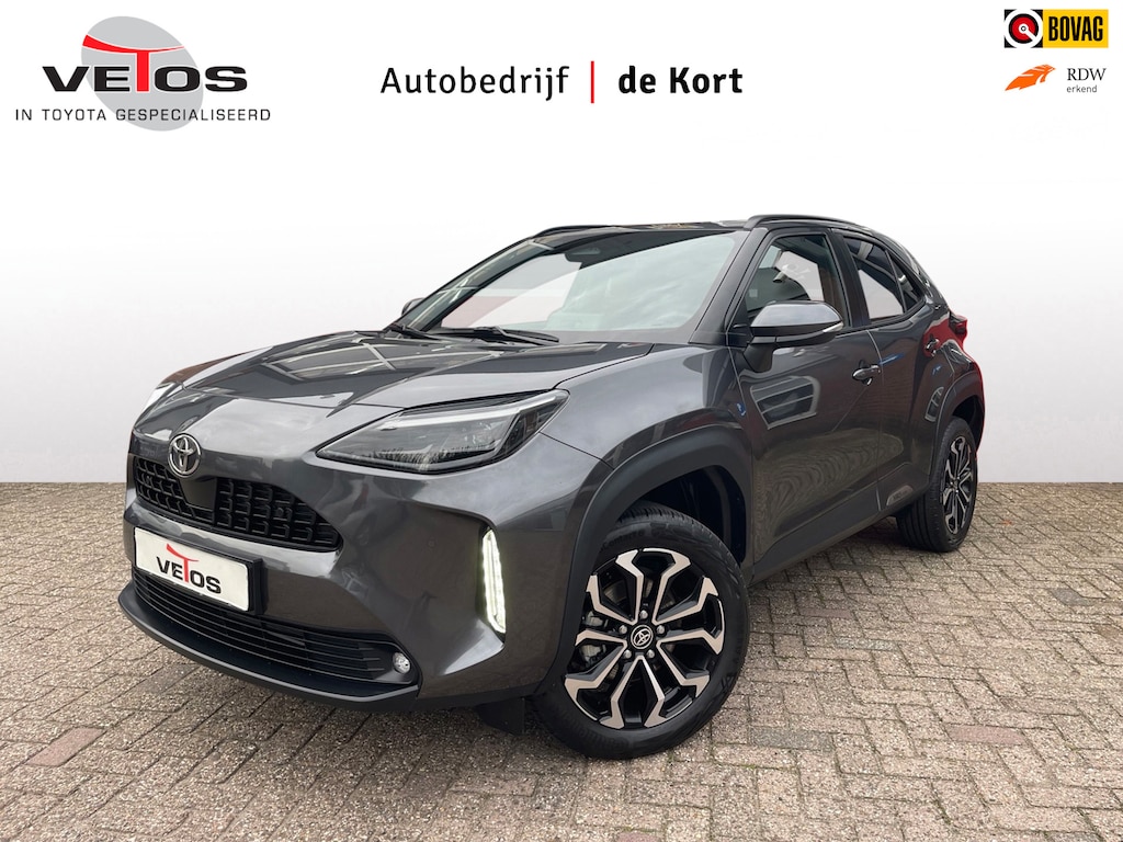 Toyota Yaris Cross 1.5 Hybrid 115 Style, Parkeersensoren, Blindspot, Stuur + Stoelverwarming, Keyless, Draadloos opladen, enz...