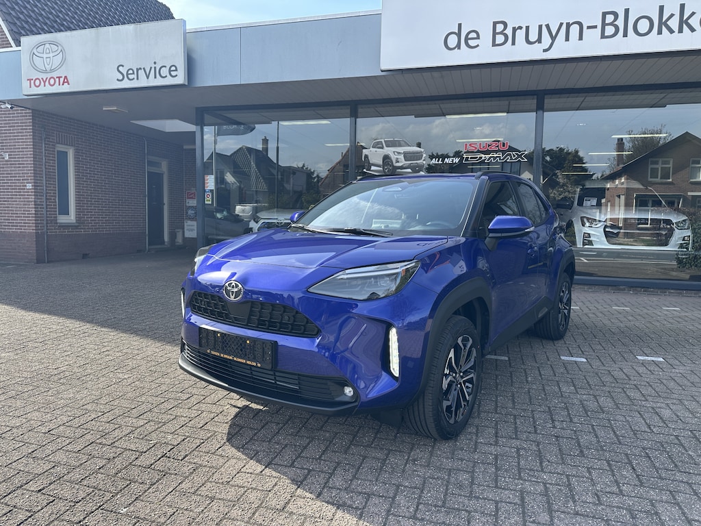 Toyota Yaris Cross 1.5 Hybrid 130pk Dynamic Apple Carplay / Android auto stoelverwarming / stuurwielverwarming / Navigatie / Apple Carplay / Android Auto / parkeercamera / 10 jaar Toyota garantie / rijklaarprijs incl. Toyota Pechhulppas