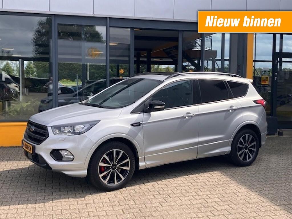 Ford Kuga 1.5 Ecoboost ST line - Pan dak - adap cruise - electr trekhaak
