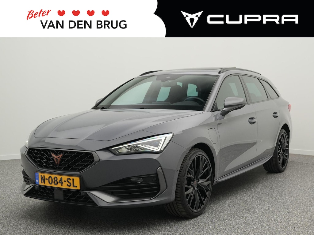 CUPRA Leon Sportstourer 1.4 e-Hybrid 245pk VZ | Panoramadak | Navigatie | Stoel- & stuurverwarming | Elektrische achterklep | Adaptieve cruise |