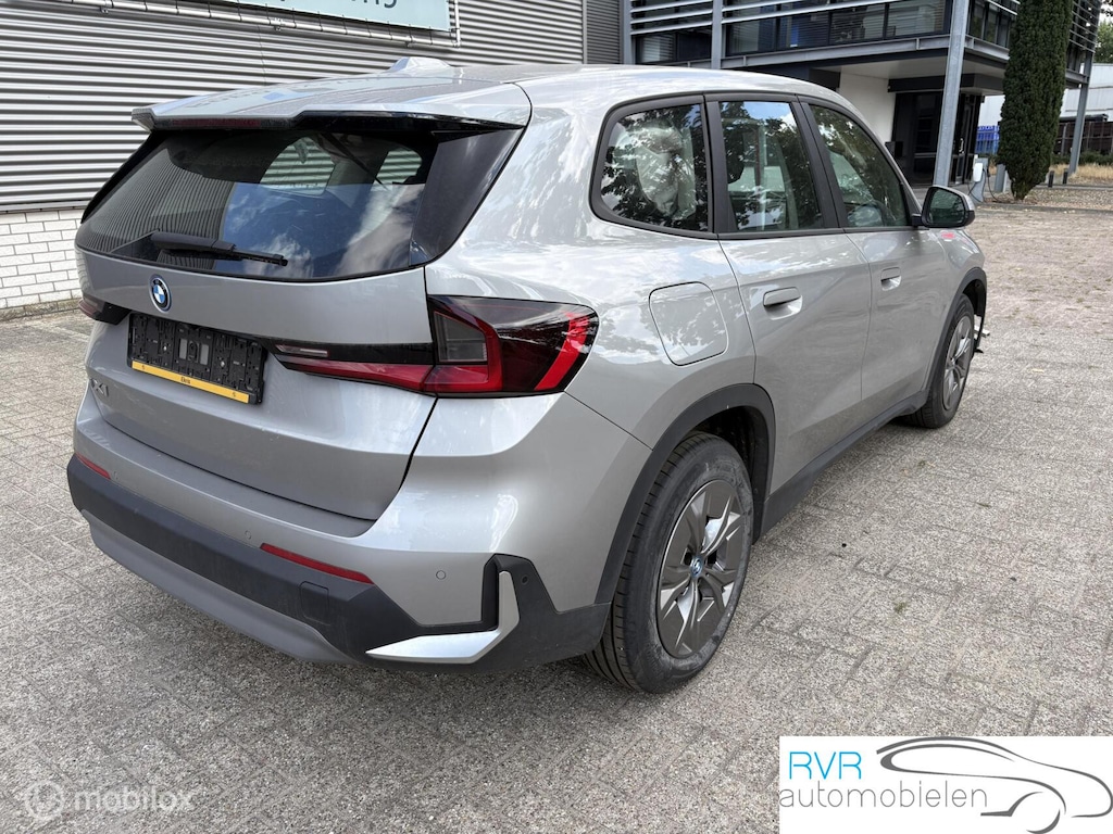 BMW iX1 eDrive20 67 kWh