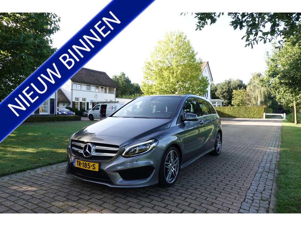 Mercedes-Benz B-klasse 180 Business Solution AMG | 1ste eigenaar | Panorama dak  | Stoelverwarming | Navi | NAP | LED |