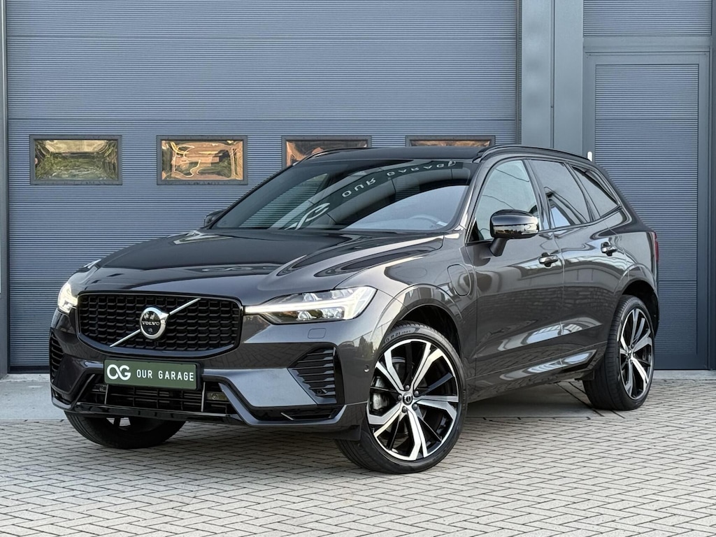 Volvo XC60 T6 Plug-in Plus Dark|PANO|H&K|360|BLIS|Trekhaak
