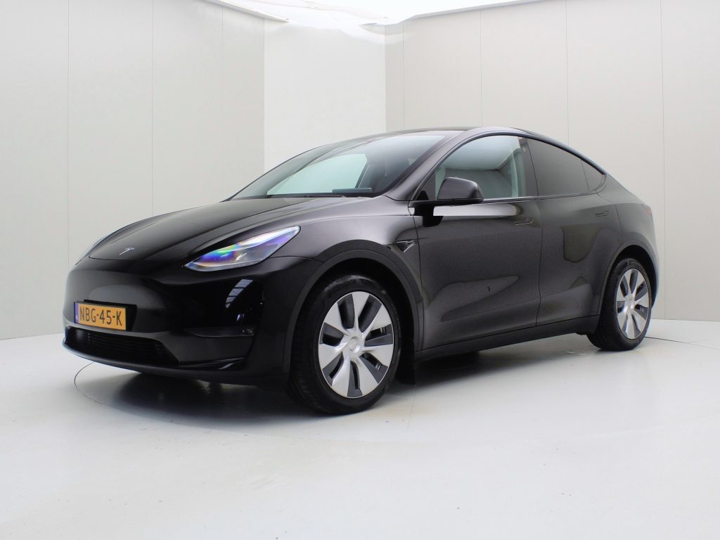 Tesla Model Y Long Range 345pk AWD