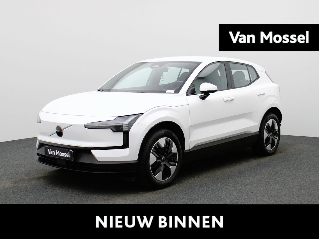 Volvo EX30 P5 Long Range Core | Apple Carplay / Android Auto | Climate Control | Achteruitrijcamera | Parkeersensoren | Lederen Bekleding |