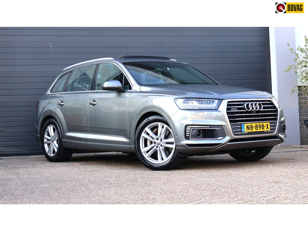 Audi Q7 3.0 TDI e-tron quattro Sport Pano/Lucht/ACC/360 Camera