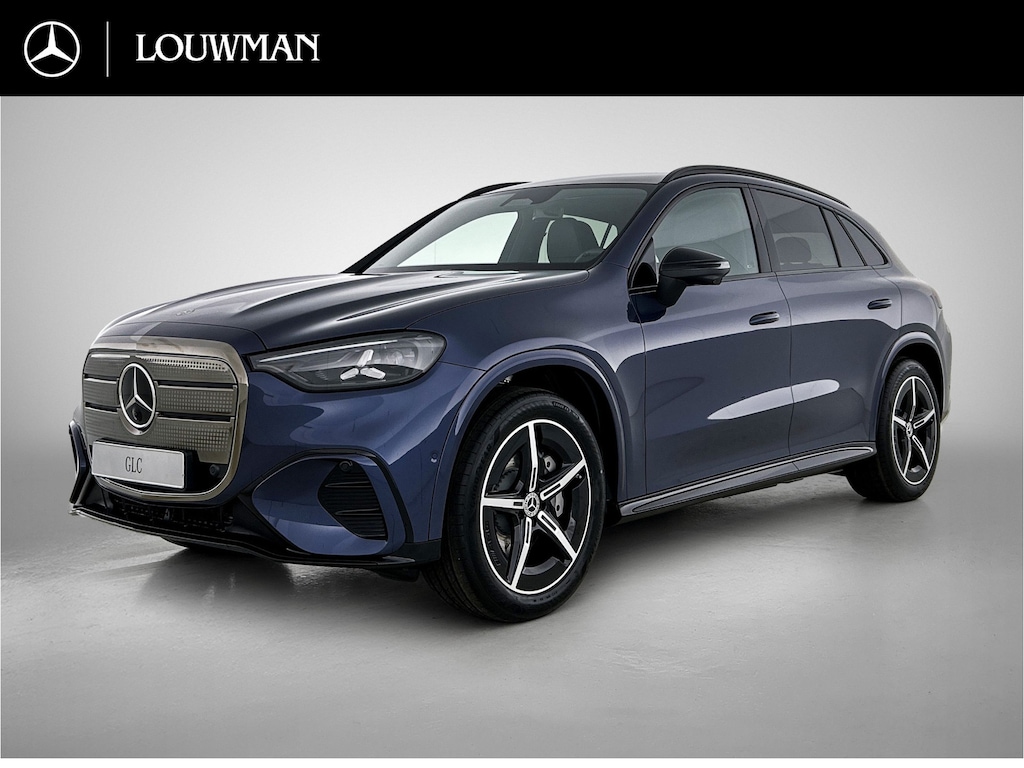 Mercedes-Benz GLC 250 Business Solution AMG 85 kWh | Advanced Plus pakket | Nightpakket | Parkeerpakket | Sportstoelen pakket | Panoramisch dak | MB Charge Home | URBAN GUARD | 20” vijfspaaks lichtmetalen AMG-velgen |