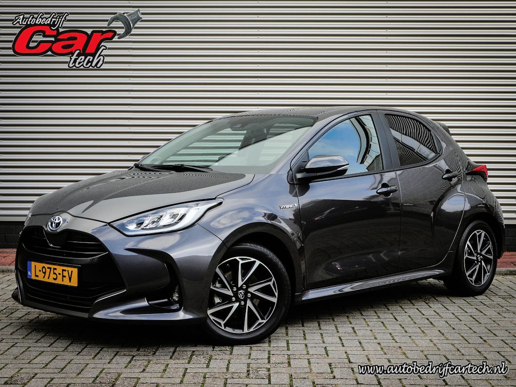 Toyota Yaris 1.5 Hybrid Style Clima | Cruise | Navi| Pdc | Camera | Led | Lichtmetaal | Stoelverwarming |