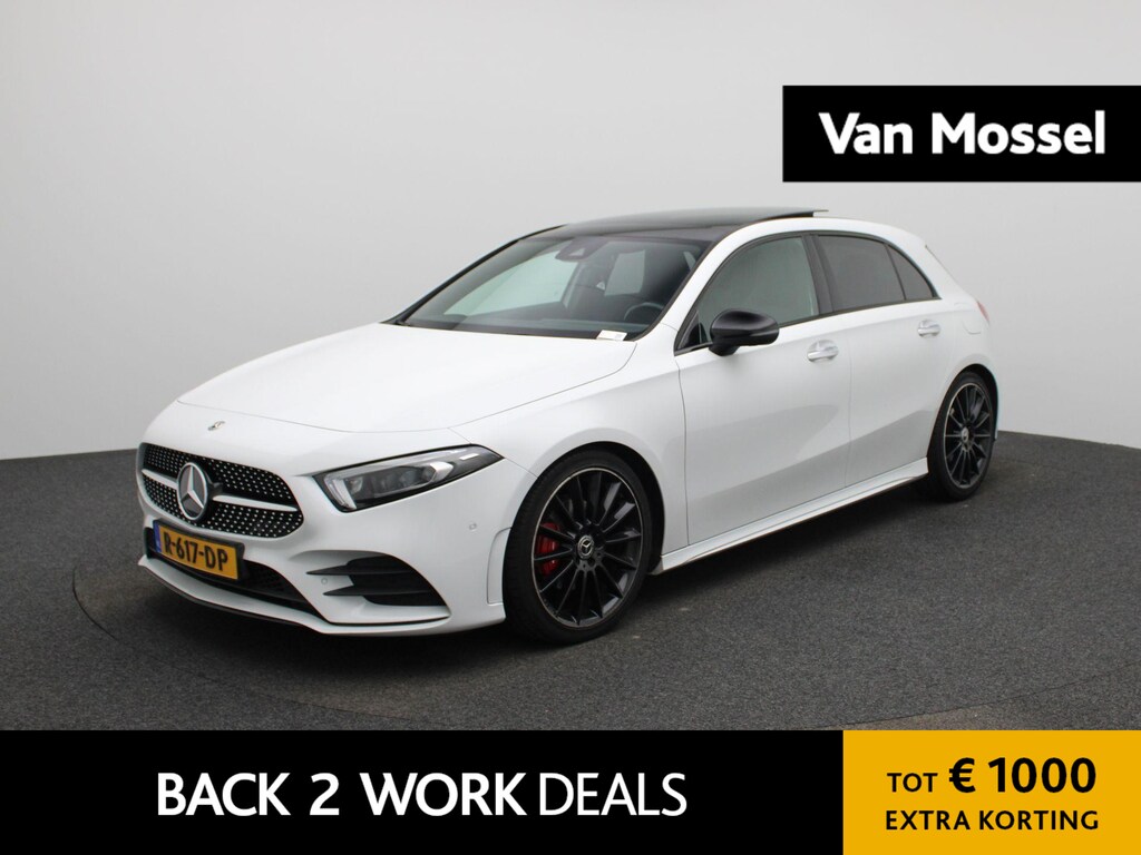 Mercedes-Benz A-klasse 180 Premium Plus | Automaat | Schuifdak | LED Koplampen | Sfeerverlichting | Getint Glas | Lichtmetalen Velgen |