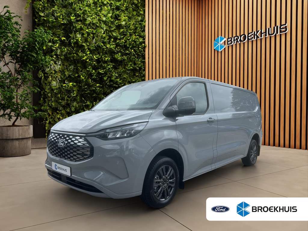 Ford E-Transit Custom Cust. E-Transit L2H1 Limited 71kWh | Stoelverwarming | 17'inch LM | LED | 370KM WLTP | Airco (automatisch) | Apple Carplay/Android Auto|telefoonintegratie premium | Bumpers in carrosseriekleur