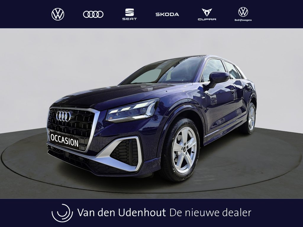 Audi Q2 35 TFSI 150Pk S Edition / Camera / Stoelverwarming / Keyless / Matrix