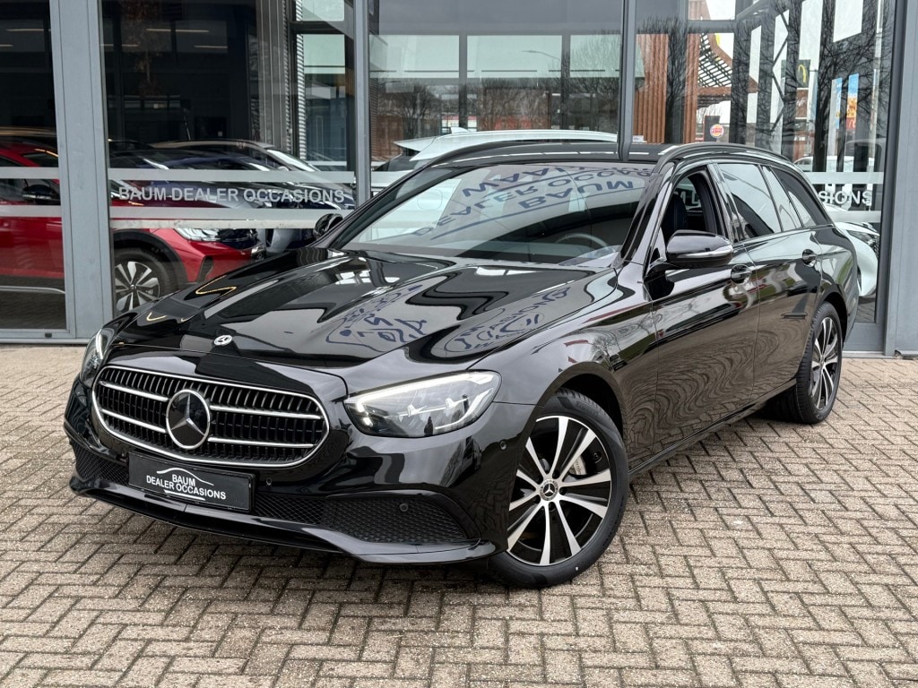 Mercedes-Benz E-klasse 300 De AUTOMAAT AVANTGARDE NAVI PDC-CAMERA STOELVERW.
