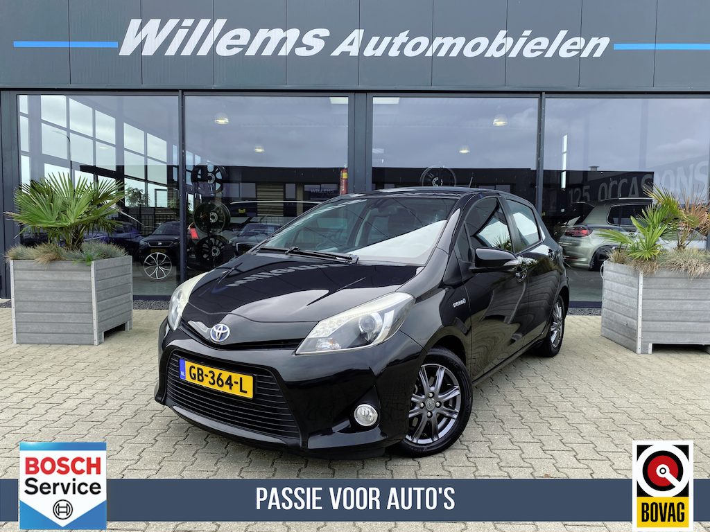 Toyota Yaris 1.5 Full Hybrid Aspiration Camera, Climate Control & Cruise Control
